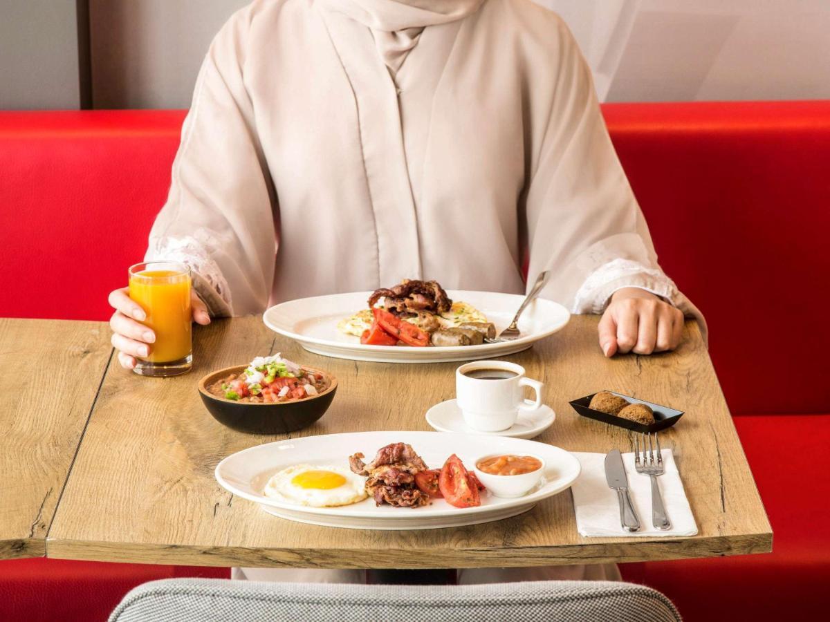 Adagio Aparthotel Jeddah Malik Road Esterno foto